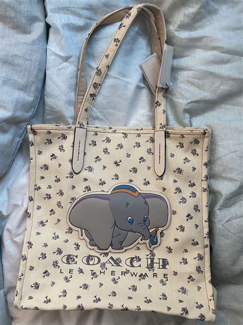 coach dumbo bag